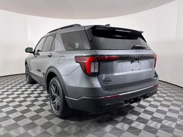 Certified 2025 Ford Explorer ST-Line w/ ST-Line Street Pack image 18