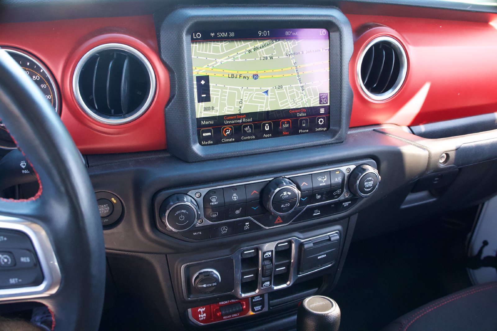 Used 2023 Jeep Gladiator Rubicon w/ Cold Weather Group AWD/4WD image 20