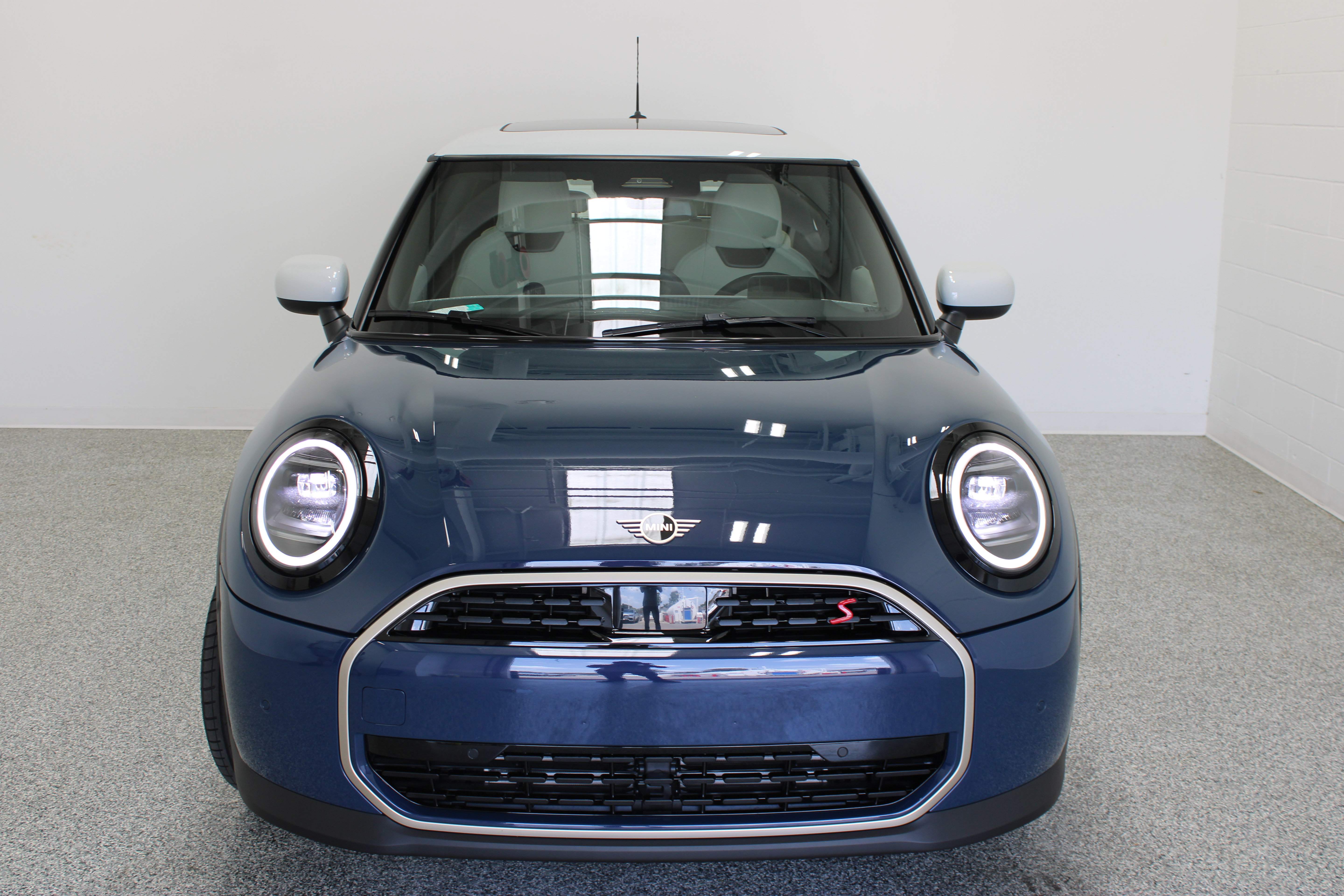 Used 2026 MINI Cooper S FWD image 3