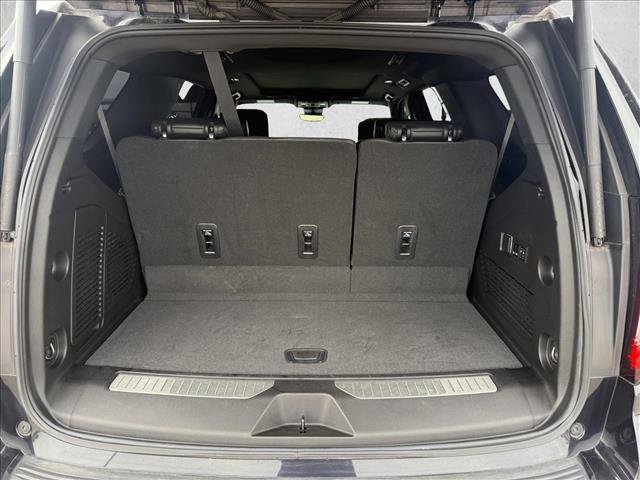 Used 2023 GMC Yukon Denali w/ Denali Reserve Package image 7
