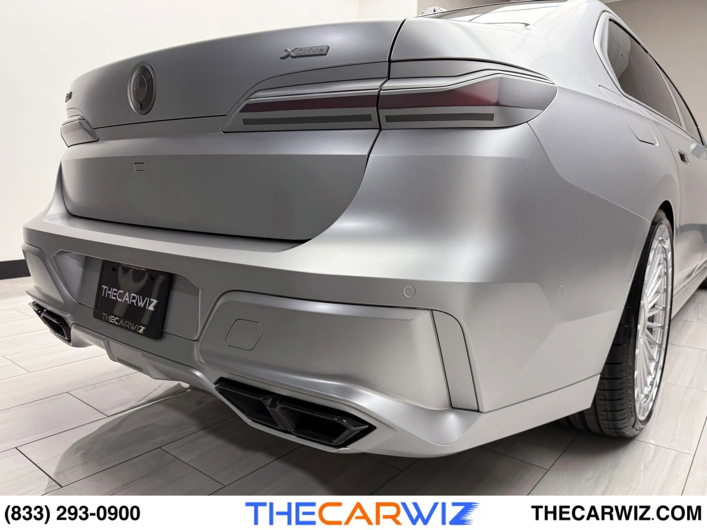 Used 2025 BMW 760i xDrive image 21