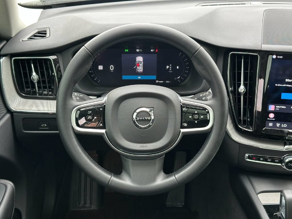 Used 2025 Volvo XC60 B5 Plus AWD/4WD image 30
