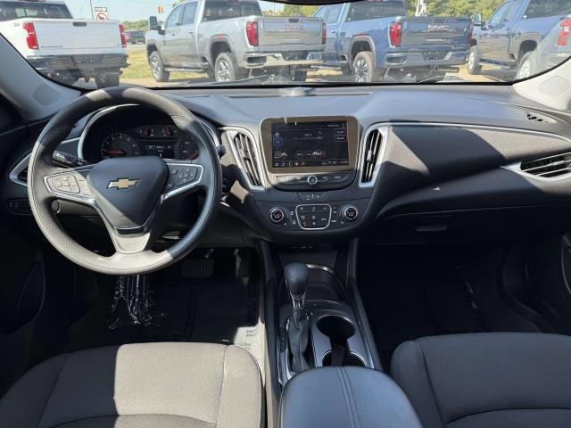 Used 2023 Chevrolet Malibu LT image 14