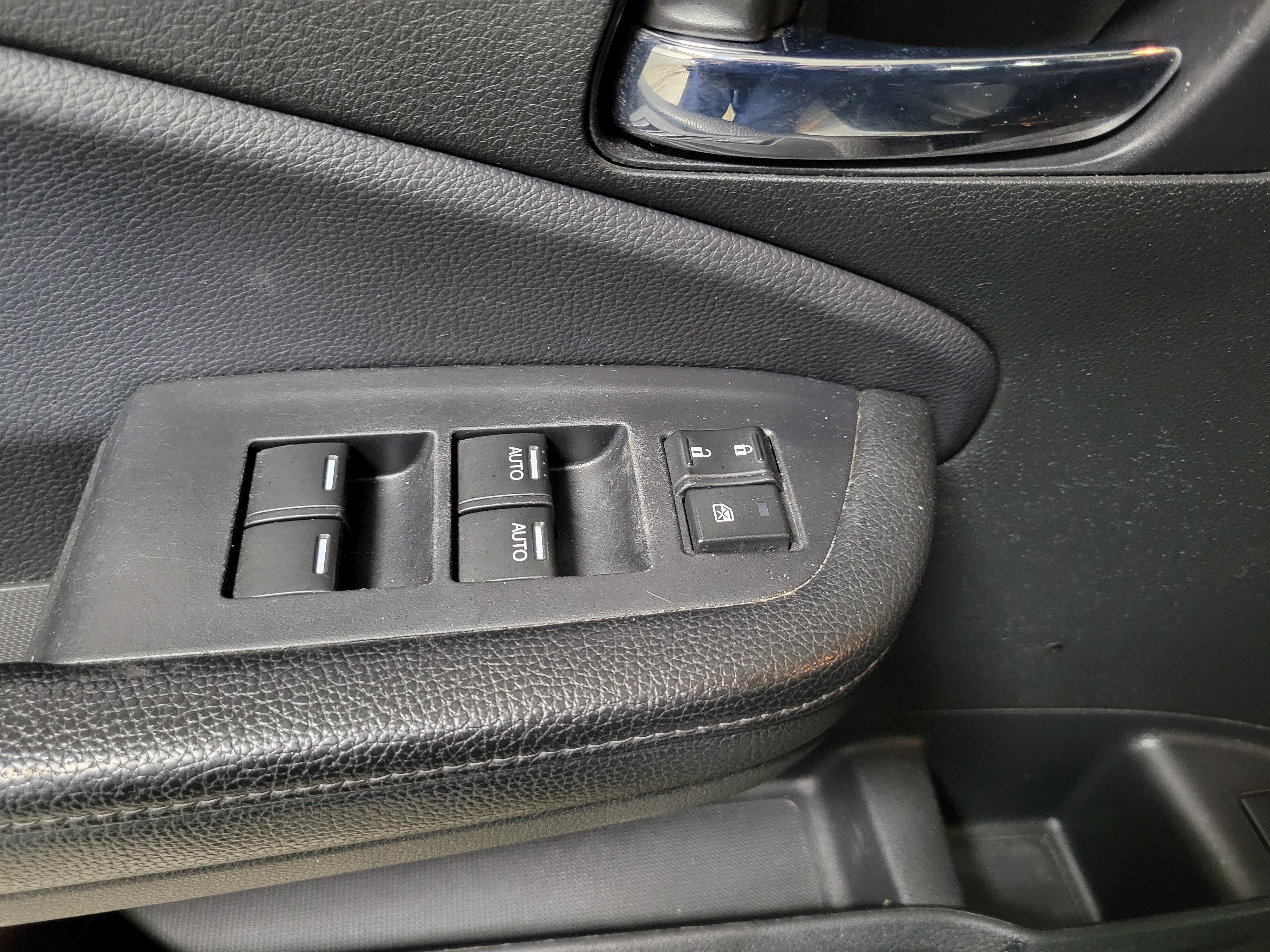 Certified 2020 Honda Pilot LX image 19
