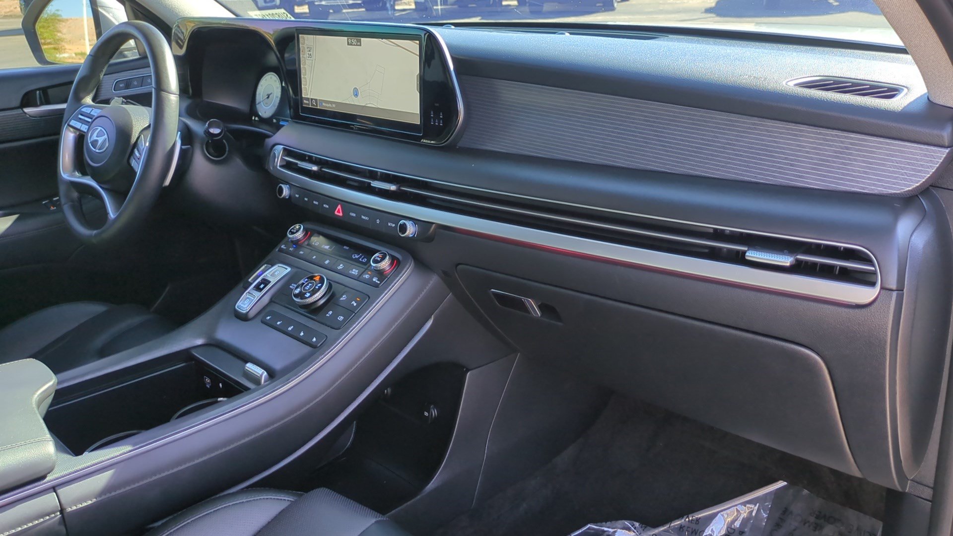 Used 2025 Hyundai Palisade Limited AWD/4WD image 32