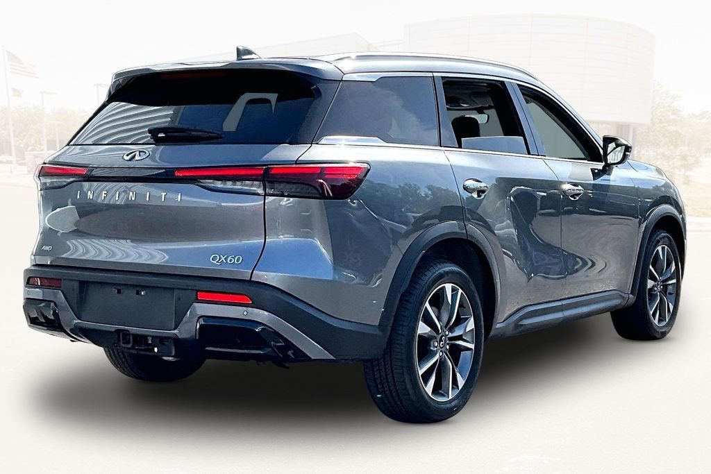 Used 2023 INFINITI QX60 Luxe image 6