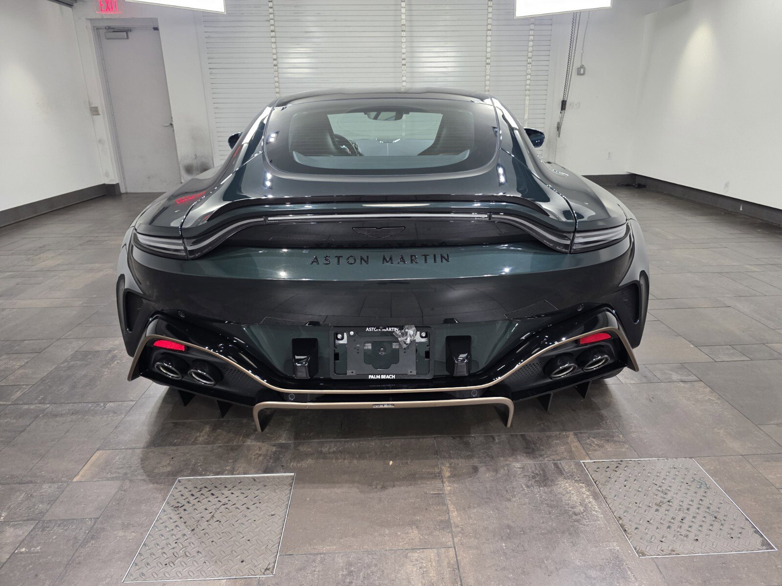 New 2026 Aston Martin V8 Vantage S image 23