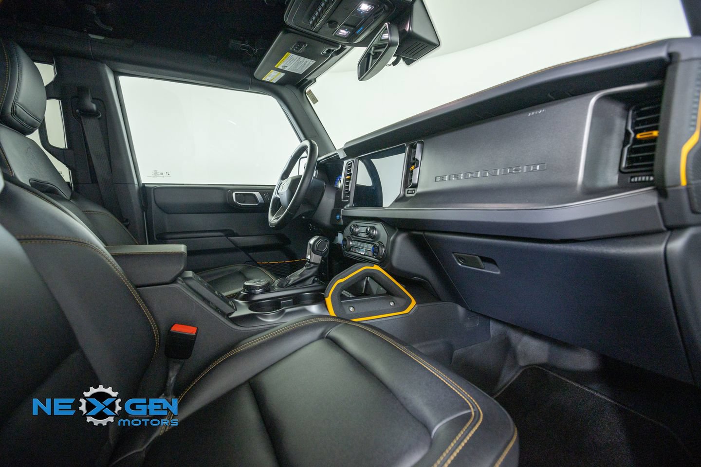 Used 2024 Ford Bronco Badlands AWD/4WD image 44