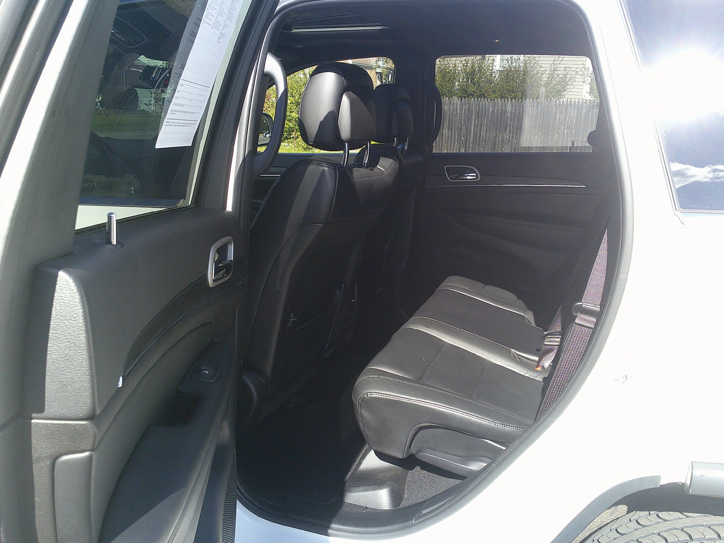 Used 2020 Jeep Grand Cherokee Limited AWD/4WD image 19