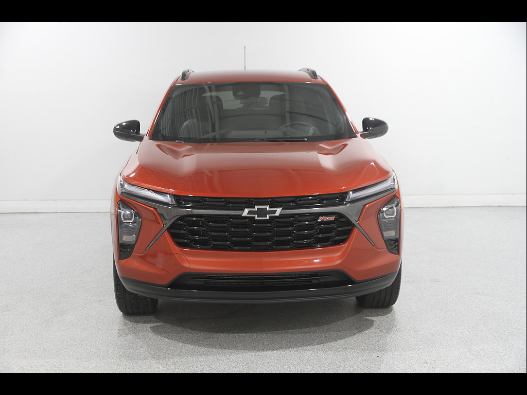 Certified 2024 Chevrolet Trax RS FWD image 2