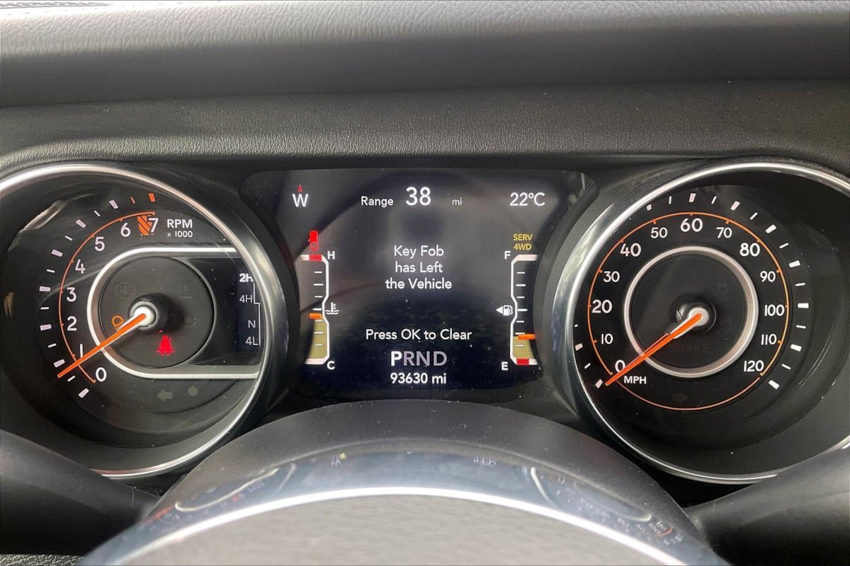 Used 2020 Jeep Gladiator Overland AWD/4WD image 21