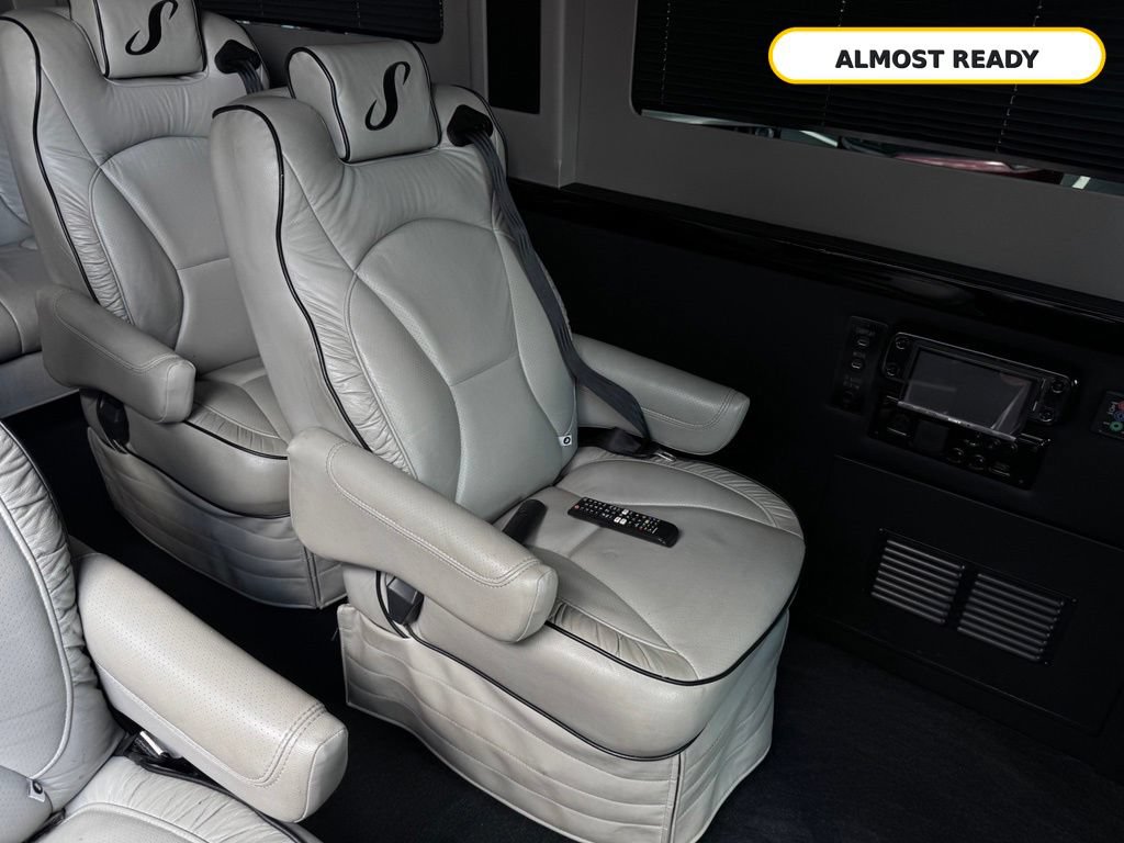 Used 2015 RAM ProMaster 2500 w/ Premium Appearance Group FWD image 30