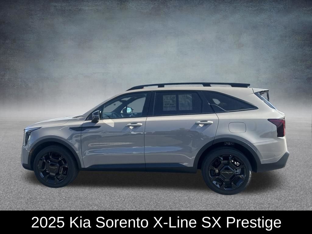 Used 2025 Kia Sorento SX Prestige image 2