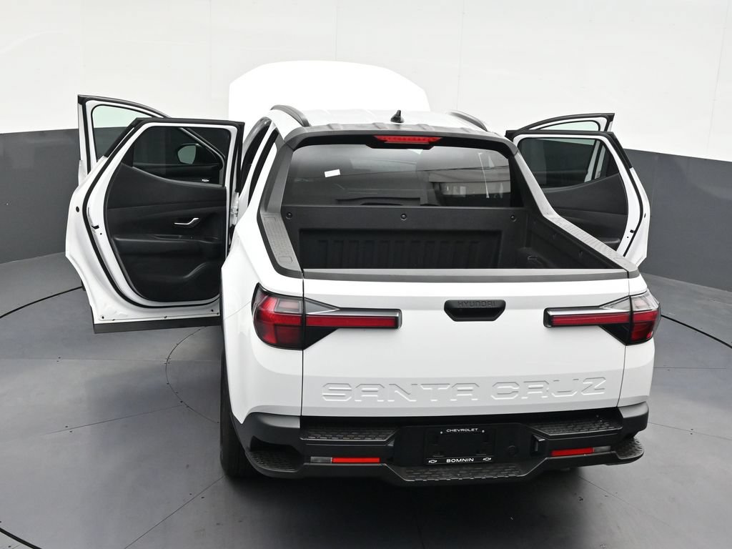 Used 2025 Hyundai Santa Cruz SEL FWD image 35