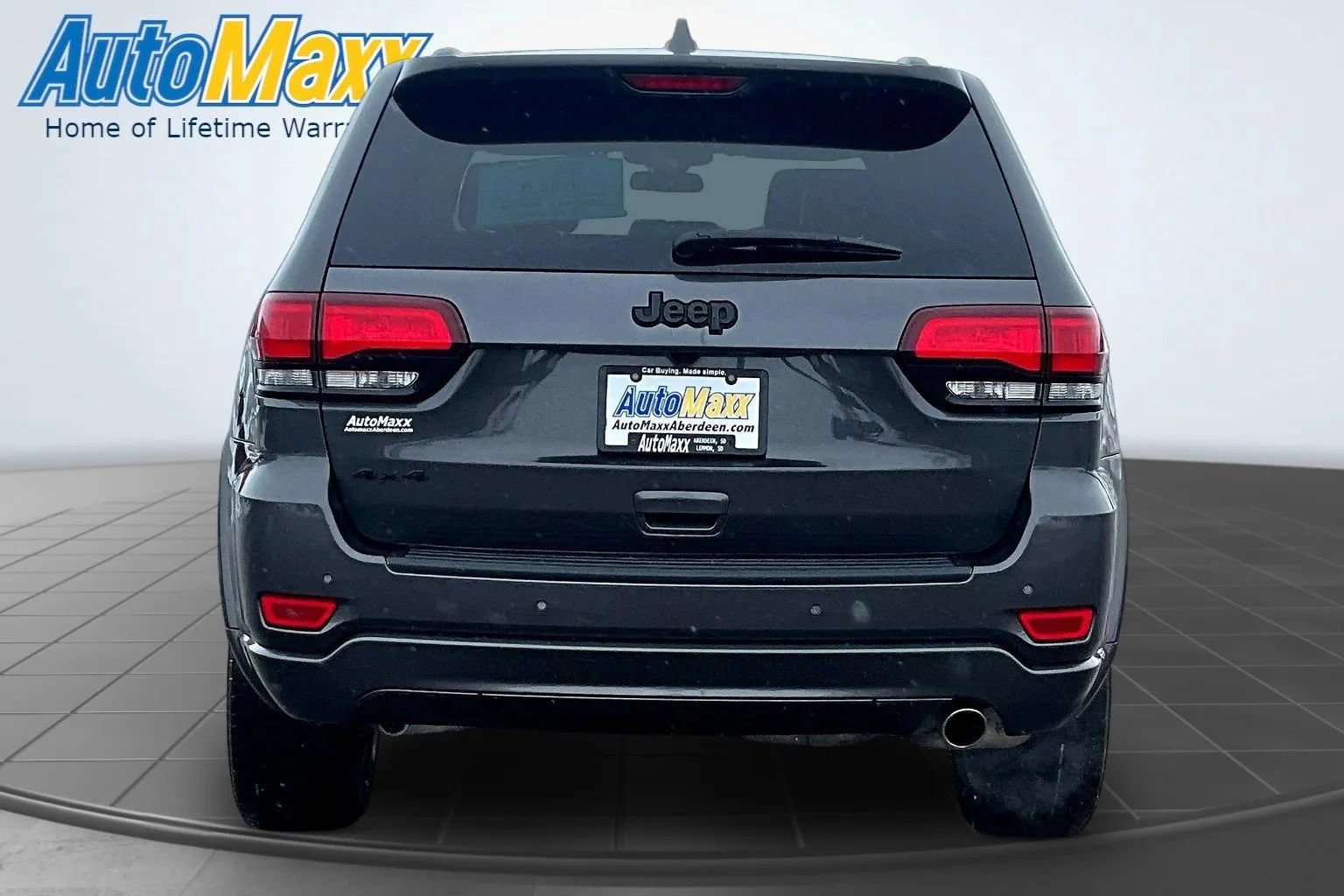 Used 2021 Jeep Grand Cherokee Laredo X AWD/4WD image 7
