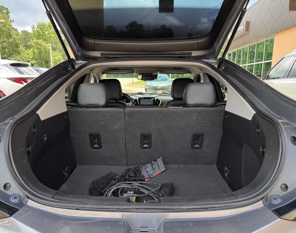 Used 2018 Chevrolet Volt Premier w/ Driver Confidence Package FWD image 15