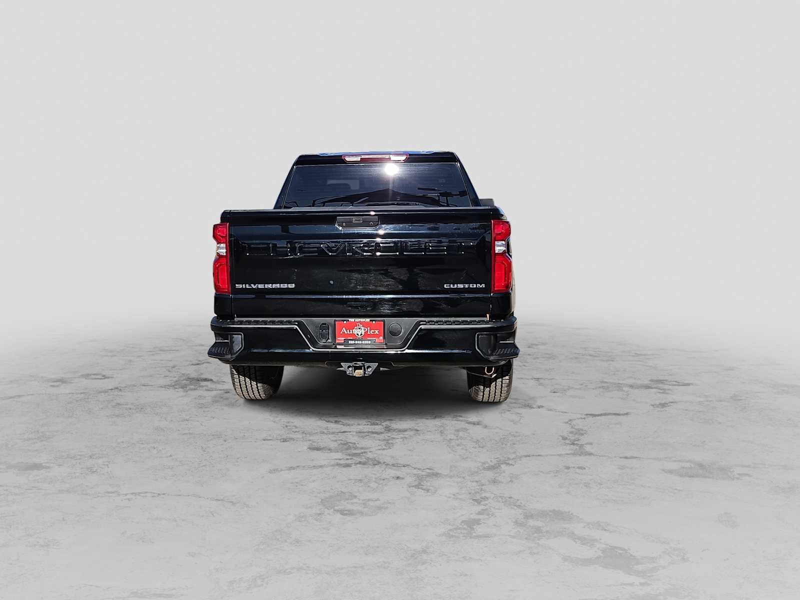 Used 2020 Chevrolet Silverado 1500 Custom w/ Custom Value Package image 7