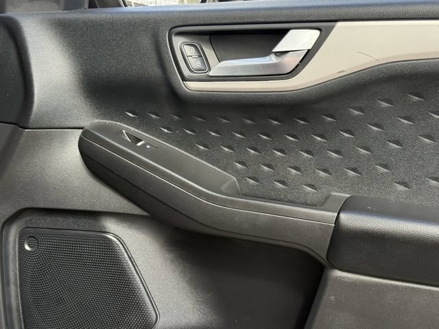 Used 2020 Ford Escape SEL FWD image 28