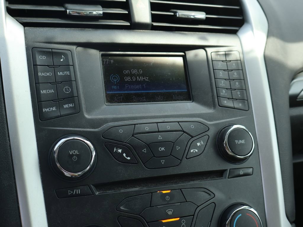 Used 2016 Ford Fusion S FWD image 26