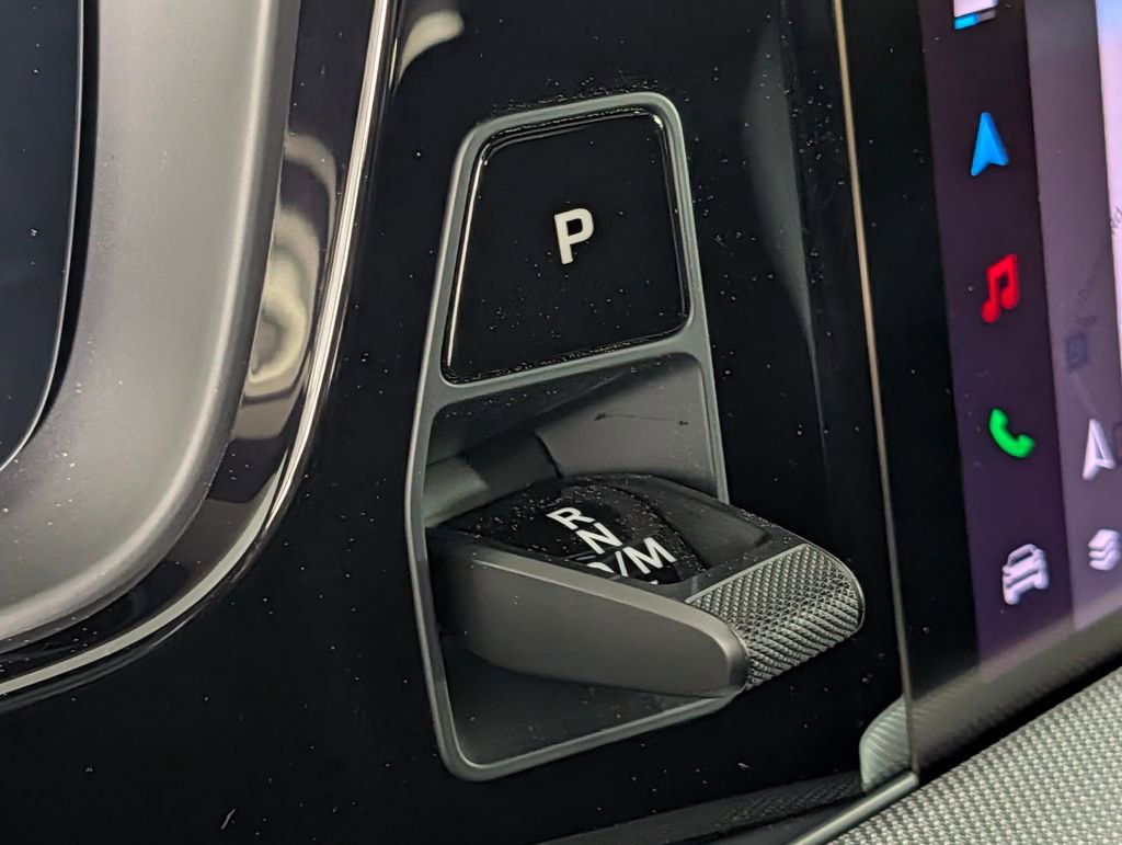 Certified 2025 Porsche Cayenne image 32