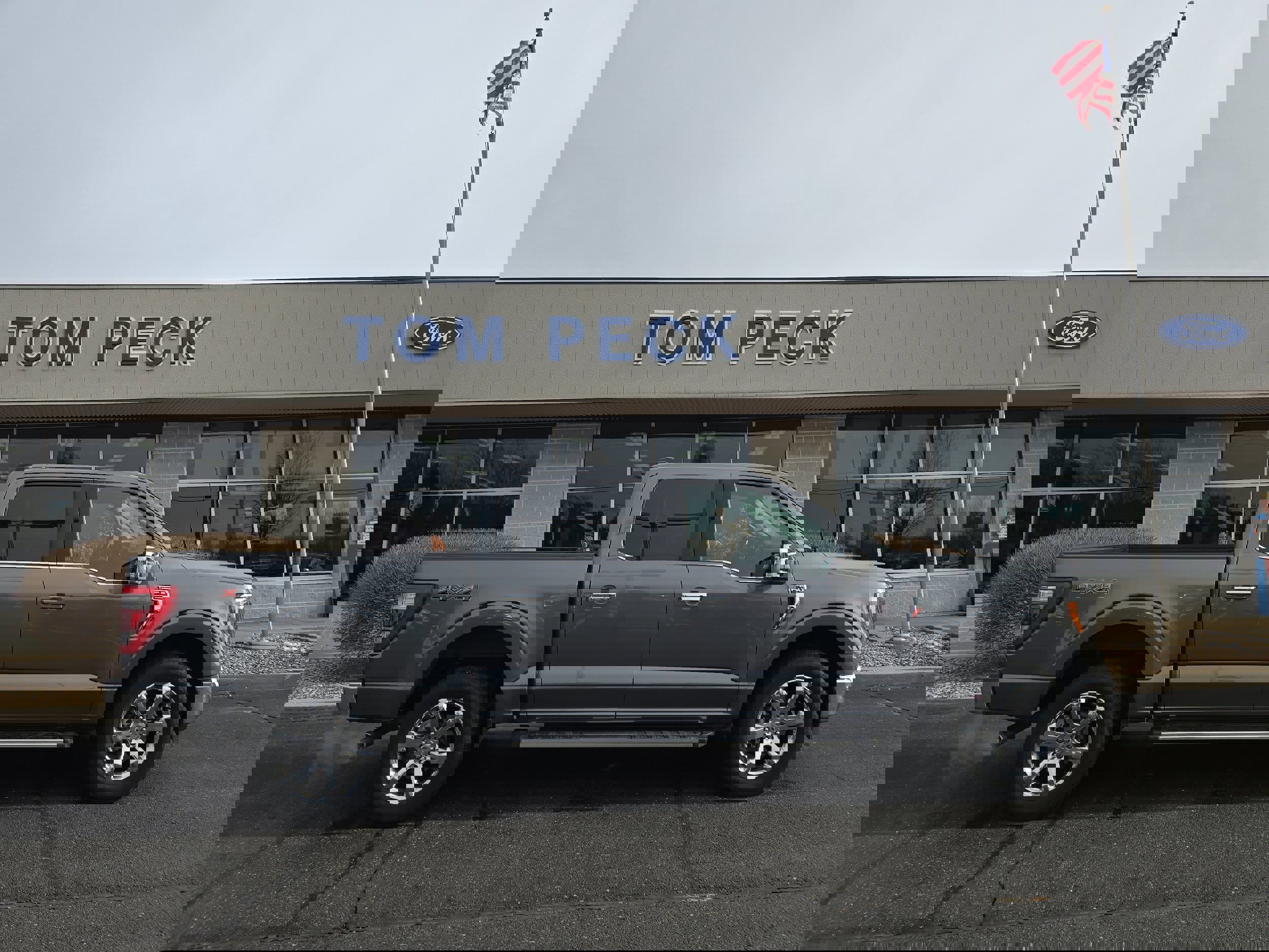 Used 2022 Ford F150 Lariat image 7