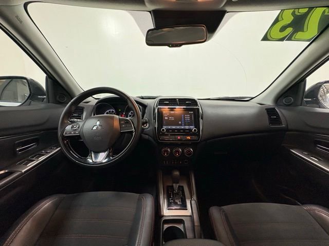 Used 2023 Mitsubishi Outlander Sport SE image 14