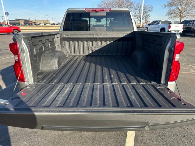 Used 2023 Chevrolet Silverado 1500 High Country w/ Technology Package image 32