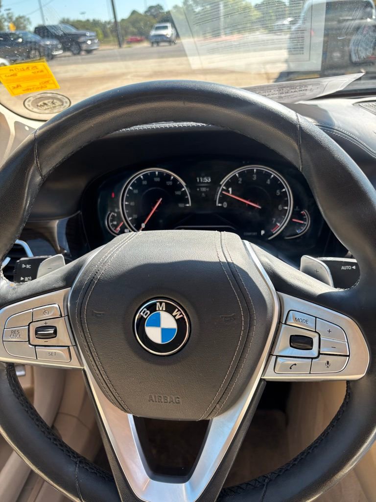 Used 2016 BMW 750i xDrive image 14