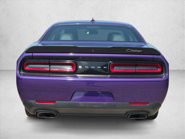 Used 2016 Dodge Challenger R/T Scat Pack RWD image 6