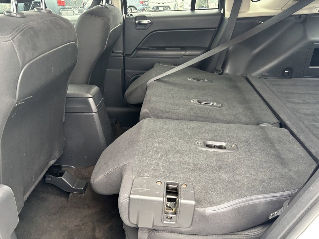 Used 2014 Jeep Compass Sport image 25