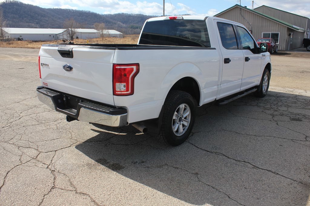 Used 2017 Ford F150 XLT w/ Trailer Tow Package image 6
