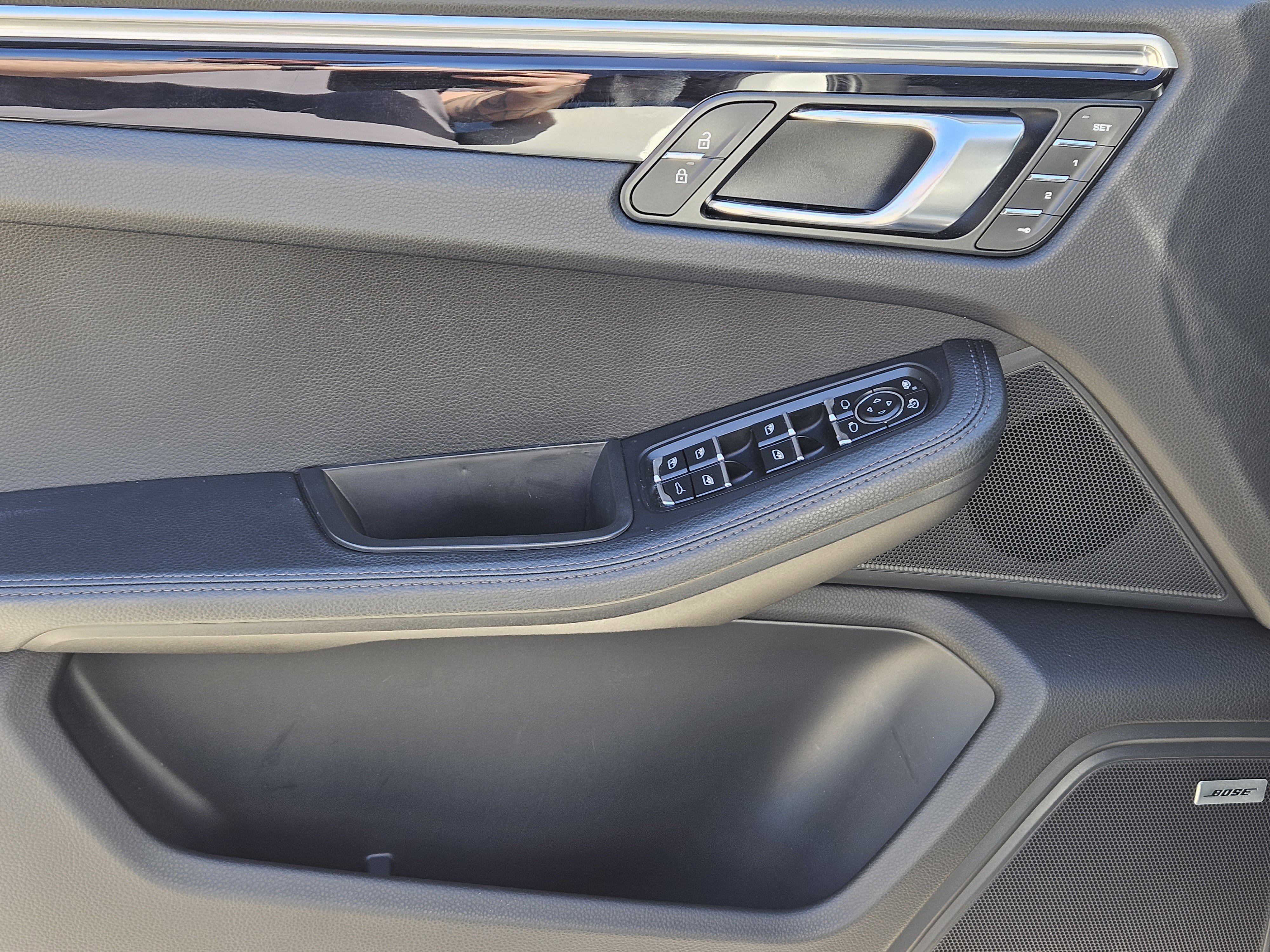 Certified 2021 Porsche Macan image 22