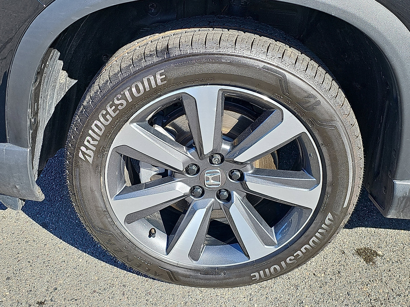 Used 2023 Honda Pilot Touring image 8