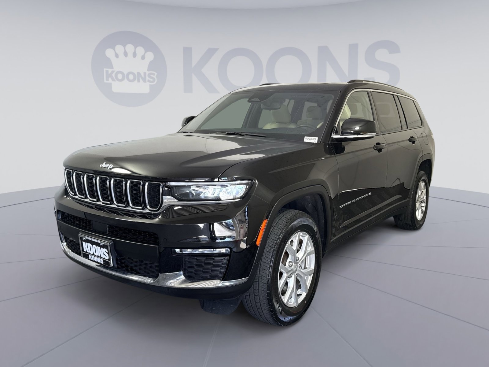Used 2023 Jeep Grand Cherokee L Limited image 1