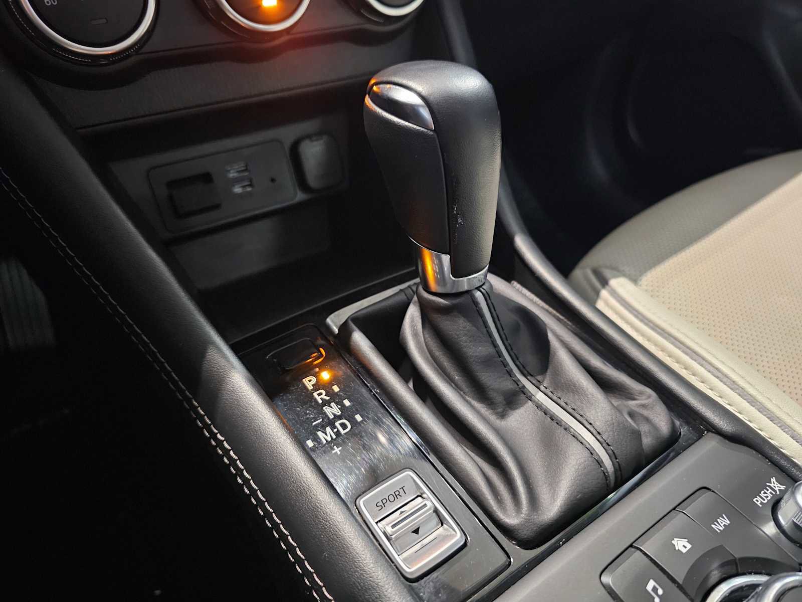 Used 2019 MAZDA CX-3 Grand Touring w/ Premium Package image 34