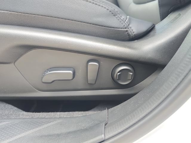 Certified 2026 Subaru Outback Premium AWD/4WD image 15