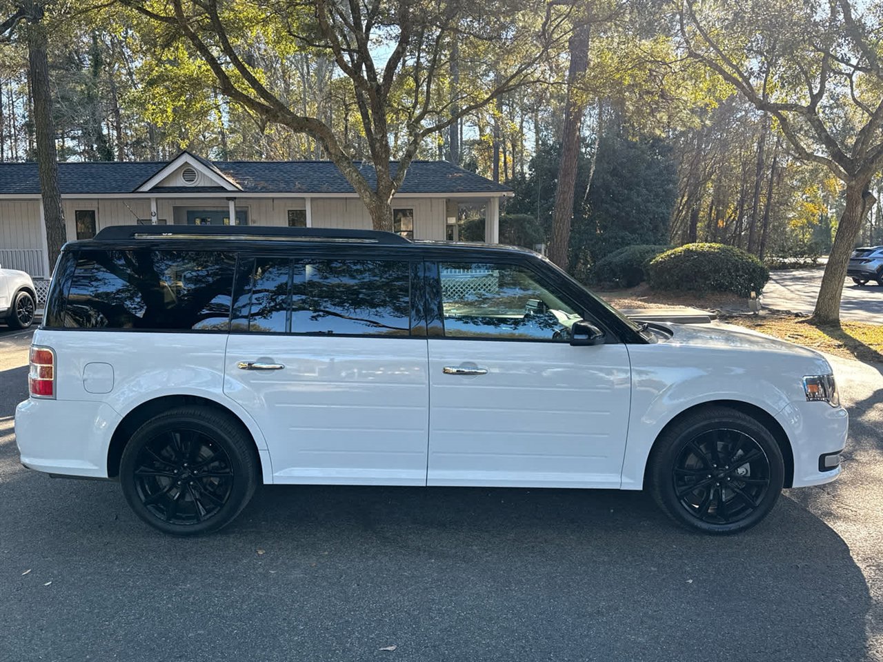 Used 2017 Ford Flex SEL w/ Equipment Group 202A image 6