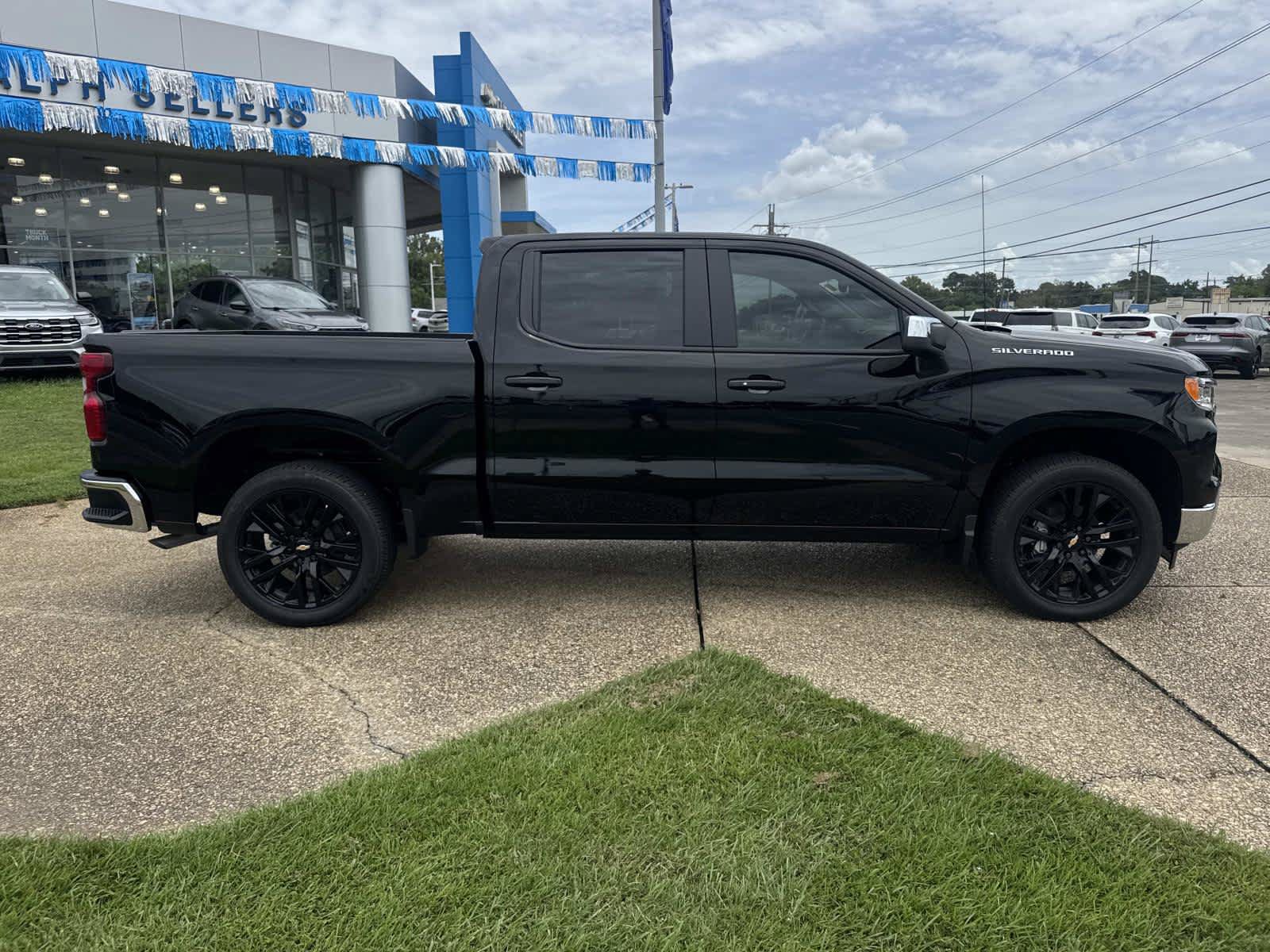 New 2026 Chevrolet Silverado 1500 LT RWD image 6