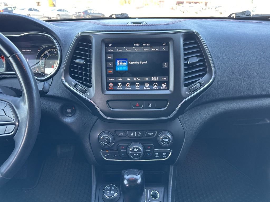 Used 2022 Jeep Cherokee Trailhawk w/ Trailer Tow Group image 17