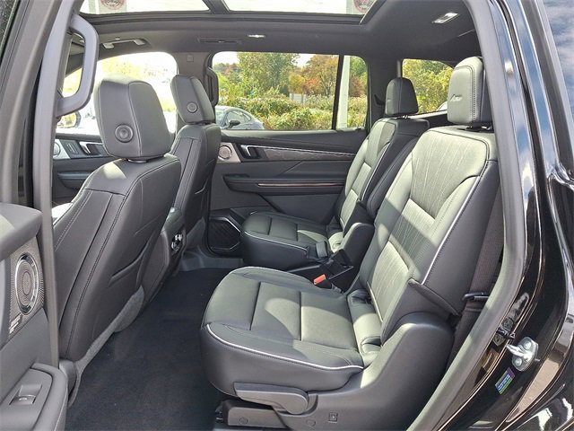 New 2026 Buick Enclave Avenir w/ Super Cruise Package image 7