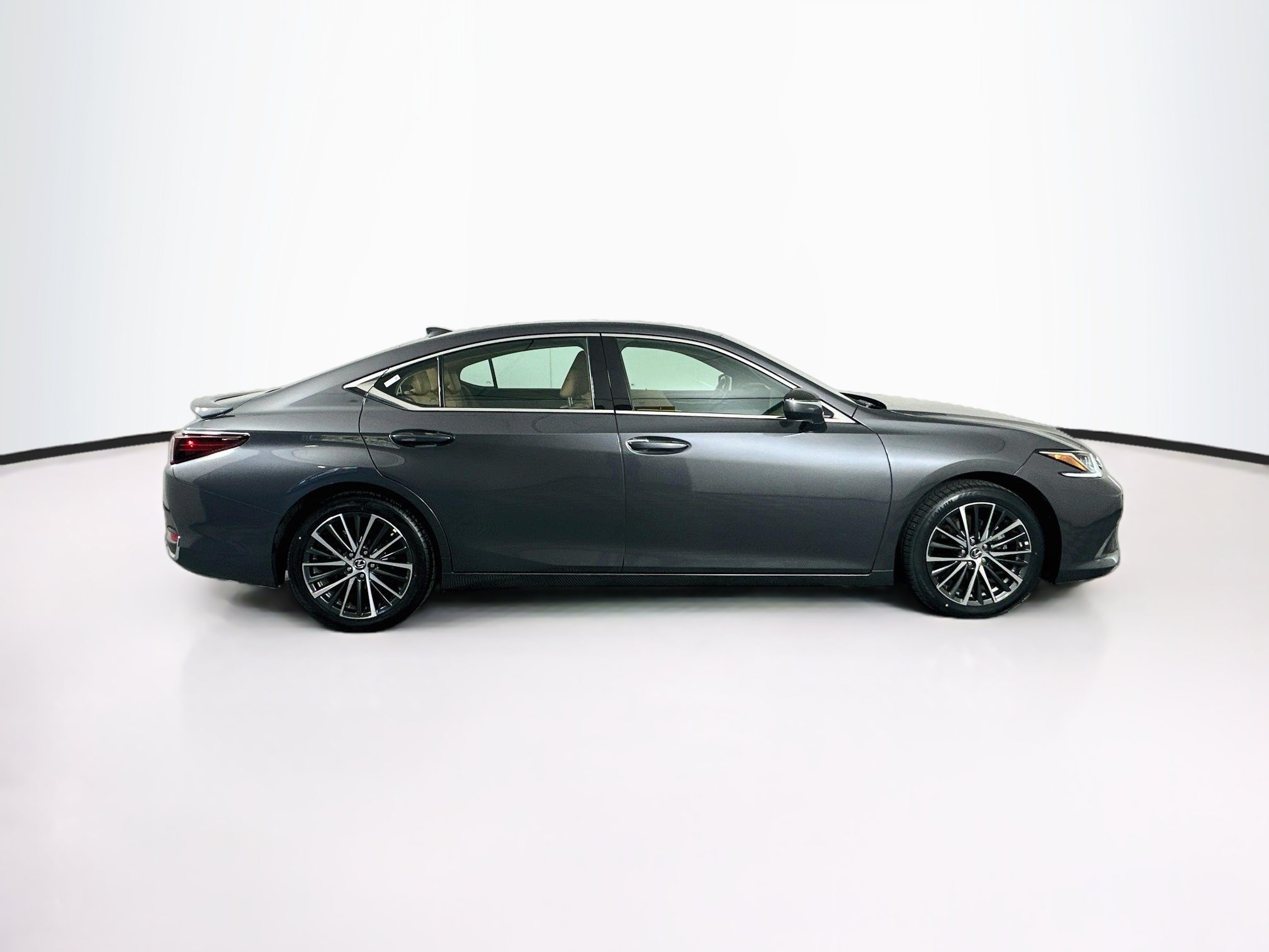 Used 2024 Lexus ES 300h w/ Premium Package FWD image 10