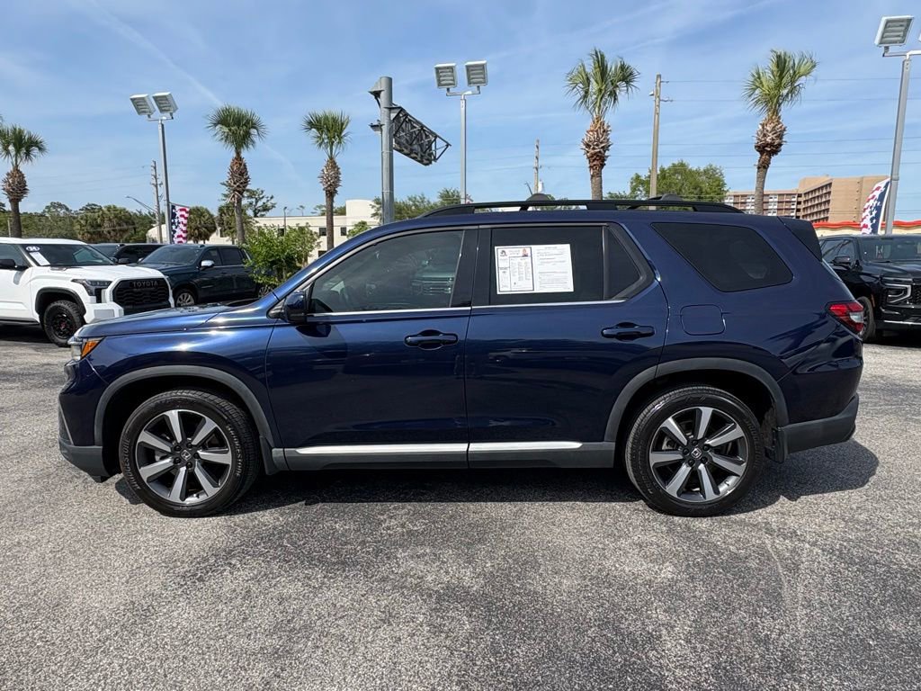 Used 2023 Honda Pilot Elite image 4