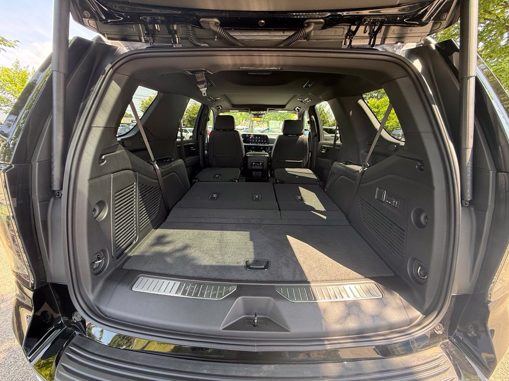 New 2026 Chevrolet Tahoe High Country AWD/4WD image 35