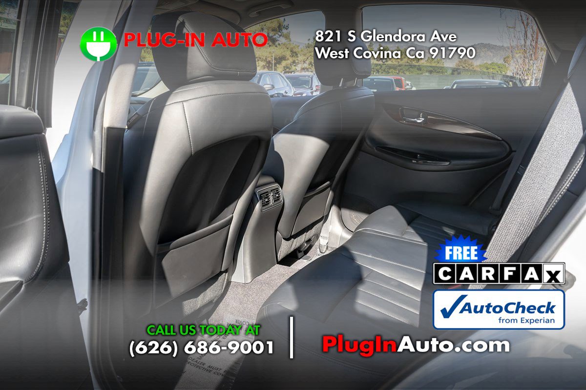 Used 2017 INFINITI QX50 2WD w/ Premium Plus Package image 10