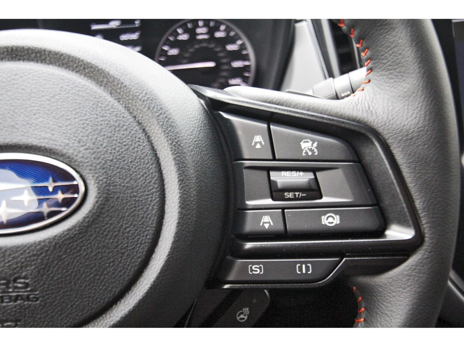New 2026 Subaru Crosstrek 2.5i Limited w/ Crosstrek Mirror Package AWD/4WD image 14