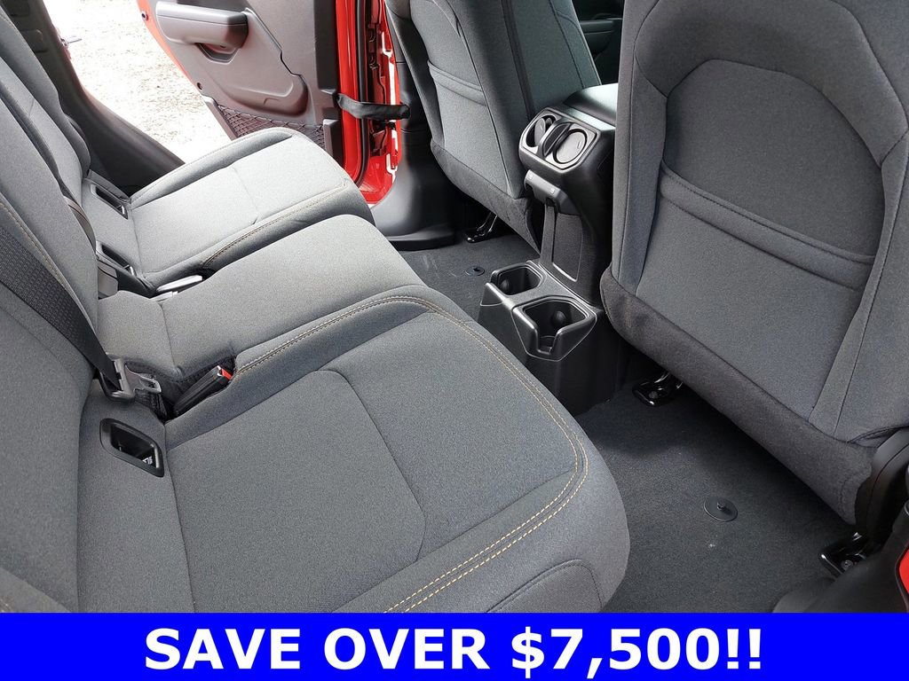 New 2025 Jeep Gladiator Sport image 12