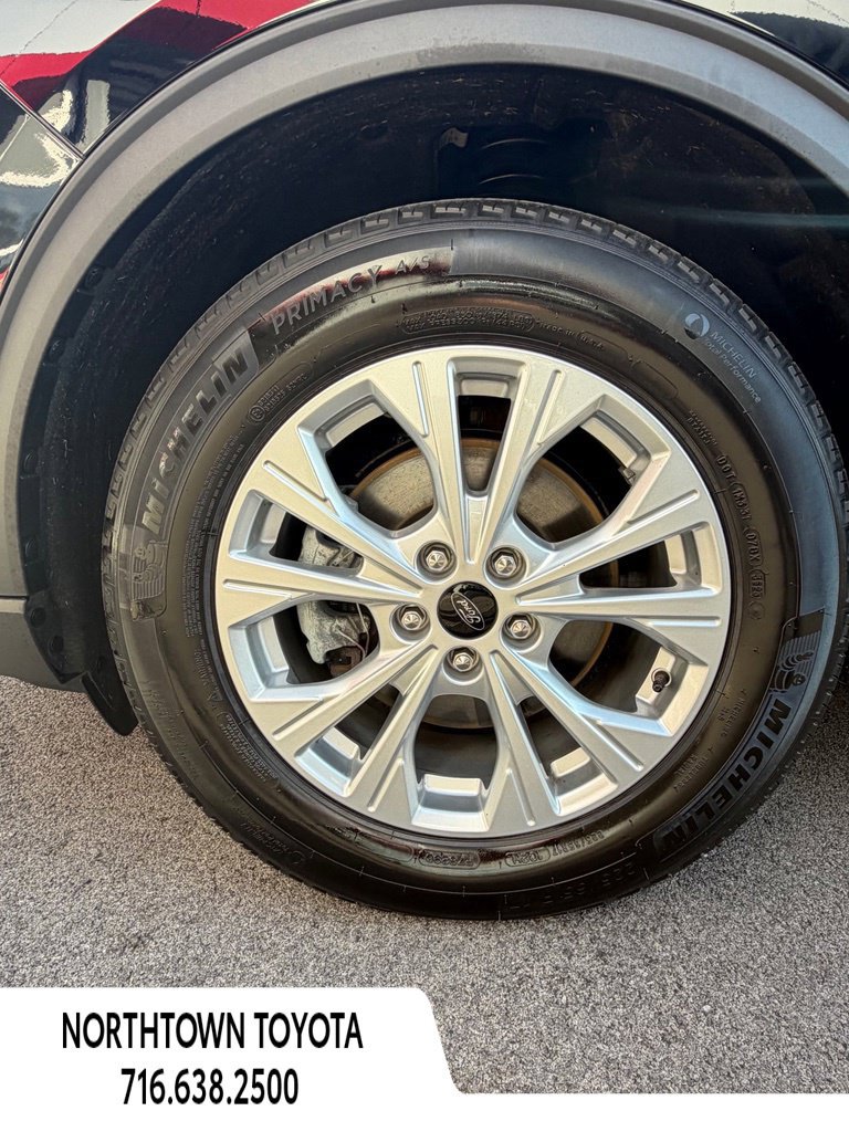 Used 2023 Ford Escape Active w/ Cold Weather Package FWD image 8