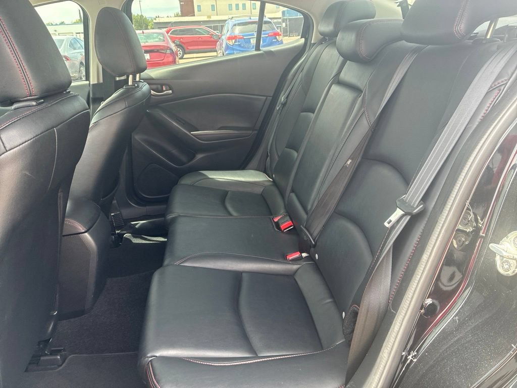 Used 2016 MAZDA MAZDA3 i Grand Touring FWD image 11