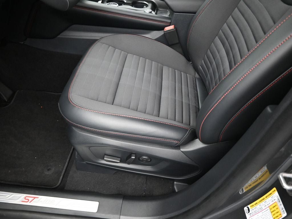 New 2025 Ford Explorer ST-Line w/ Premium Package image 27