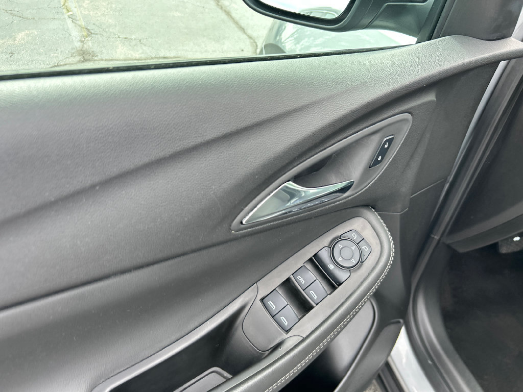 Certified 2024 Buick Encore GX Preferred FWD image 16